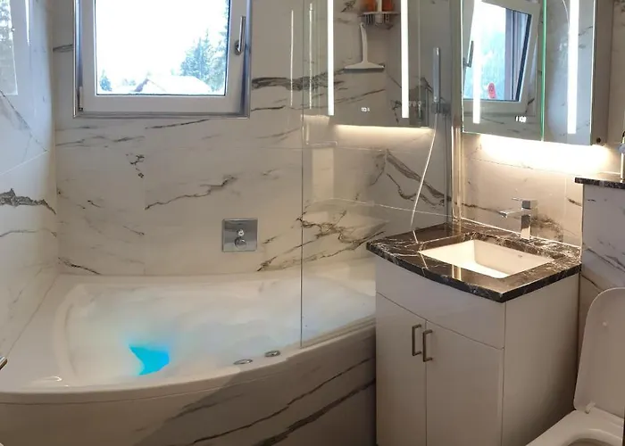 Premium Jacuzzi Studio, High Floor