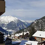 Premium Jacuzzi Studio, High Floor Verbier